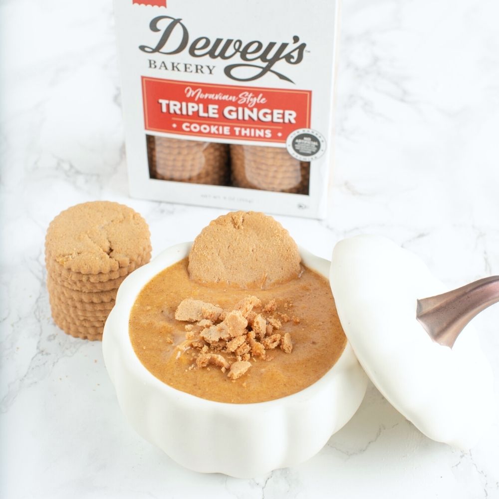 Pumpkin Cream Cheese Dip with Triple Ginger Cookie Thins – Dewey's