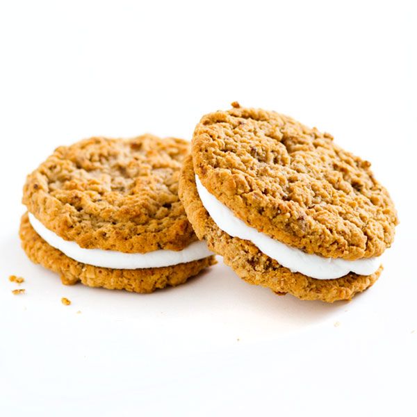 Oatmeal Sandwich Cookies, Pack of 4